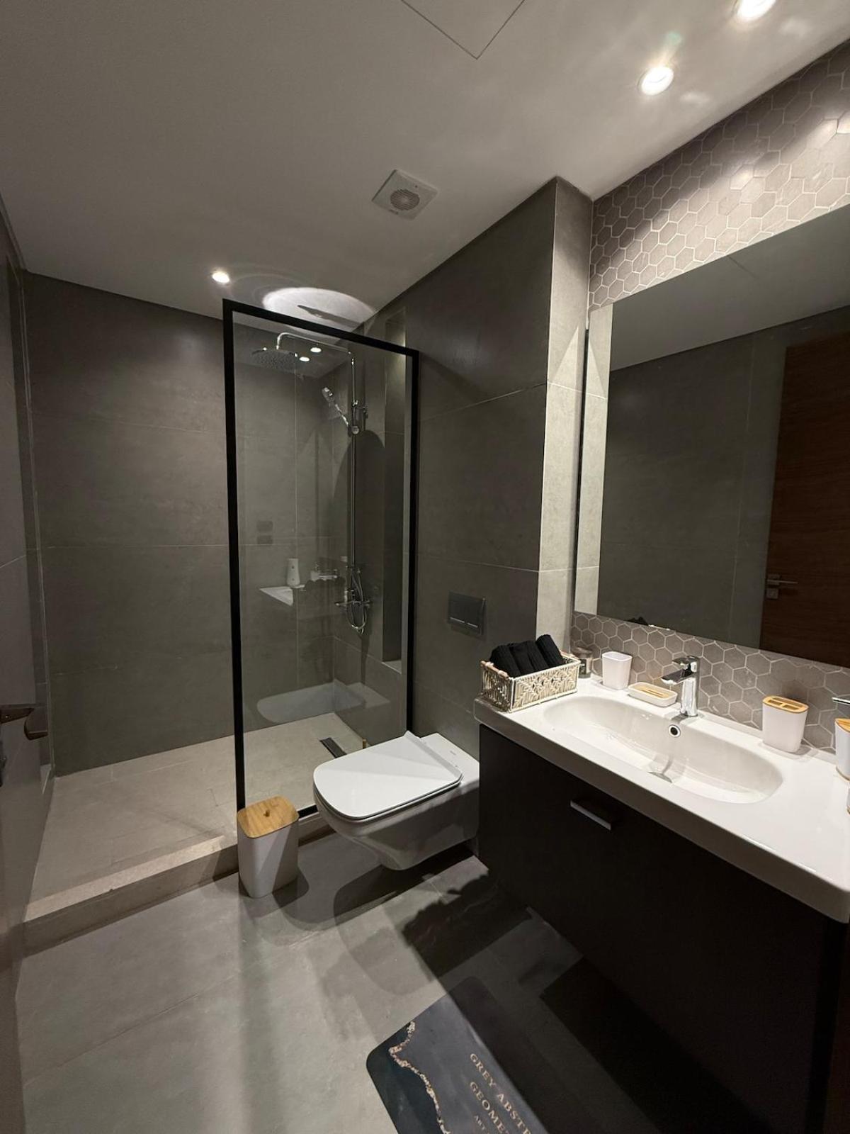 Luxury 3br Large Garden & Pool At Silverpalm Apartment