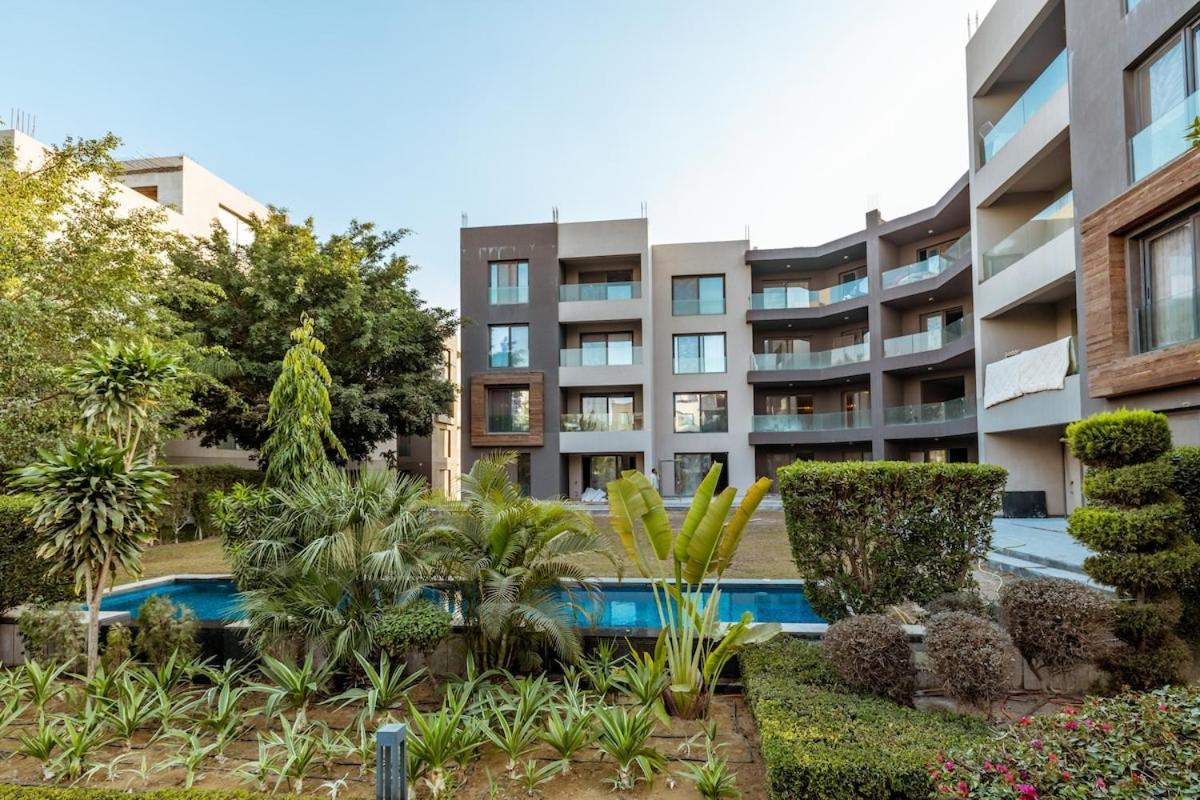 Luxury 3br Large Garden & Pool At Silverpalm Apartment *