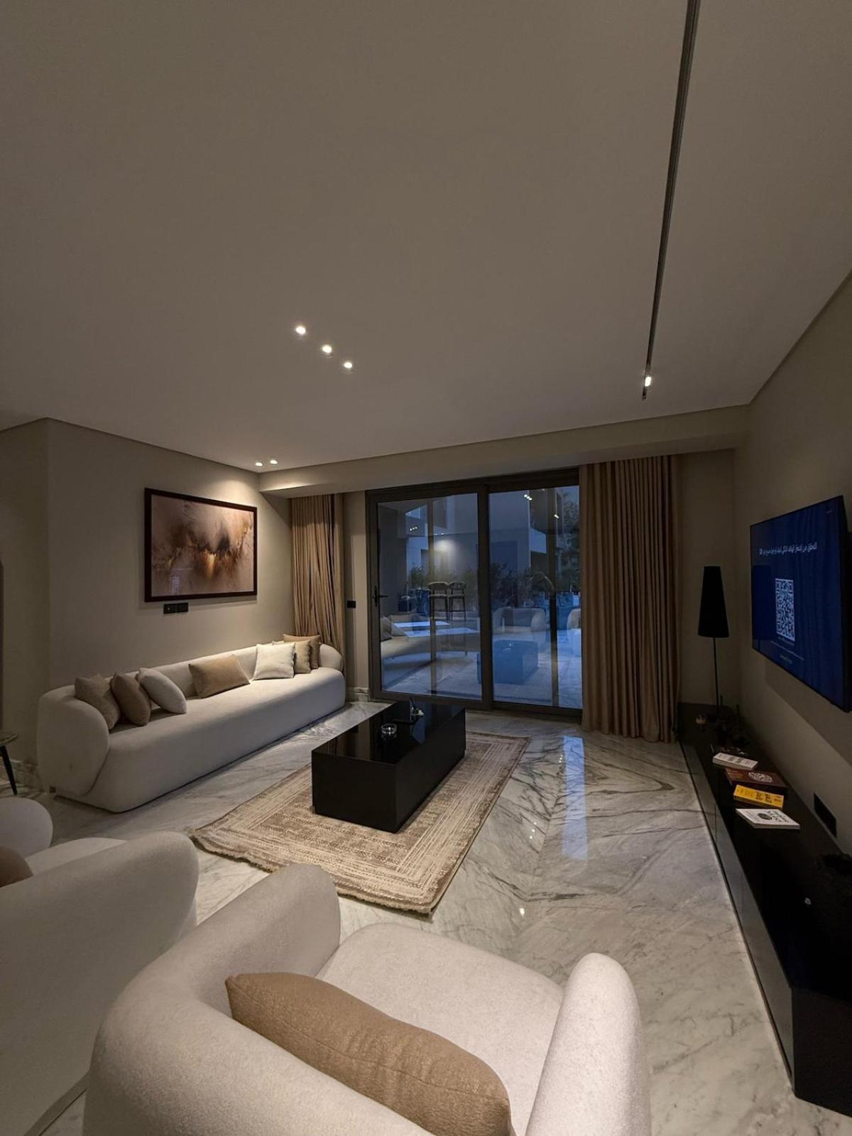 Luxury 3br Large Garden & Pool At Silverpalm Apartment Cairo